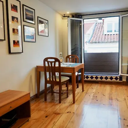 Cosy Bica Apartment Lisbon