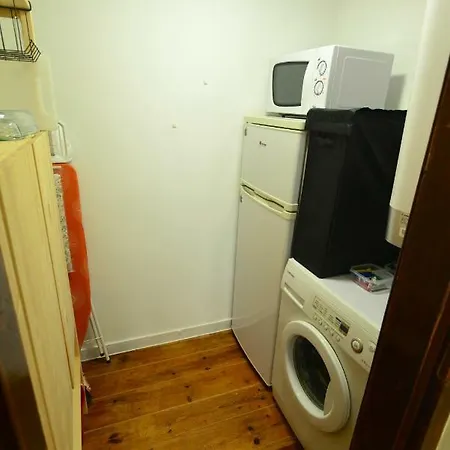 Cosy Bica Apartment Lisbon